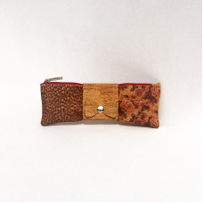Estuche de corcho con lazo